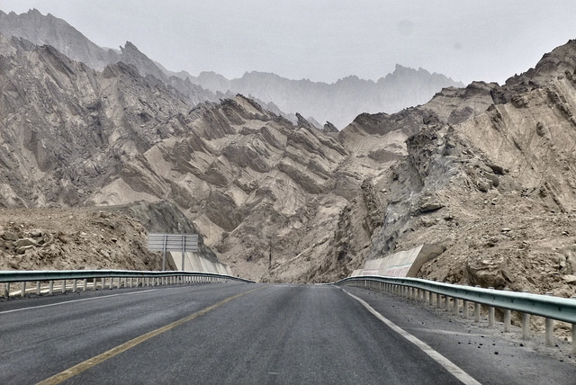 Xinjiang, sulle orme dei demoni urlanti