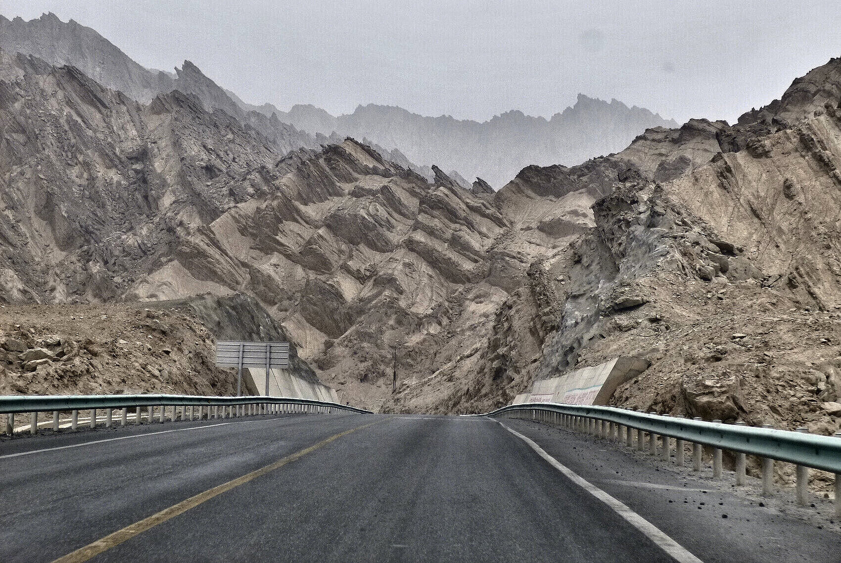 Verso le grotte di Kizil - Xinijang